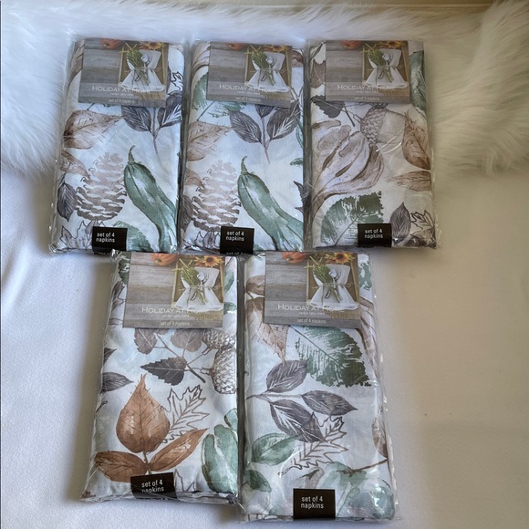 Holiday at Home Gourd Gath Sage Set of 20 Napkins. Brand New With tags. - Picture 1 of 6